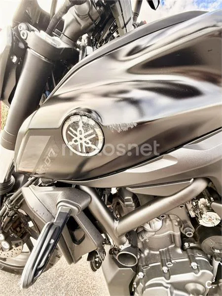 Yamaha MT-07 - Vista 7