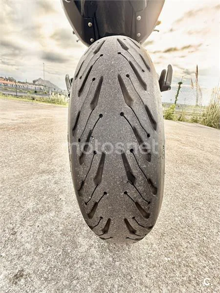 Yamaha MT-07 - Vista 9