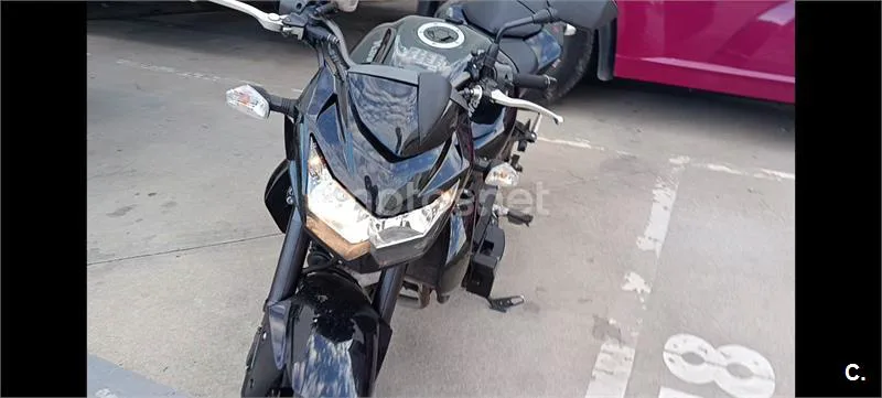 Kawasaki Z750 - Vista 5