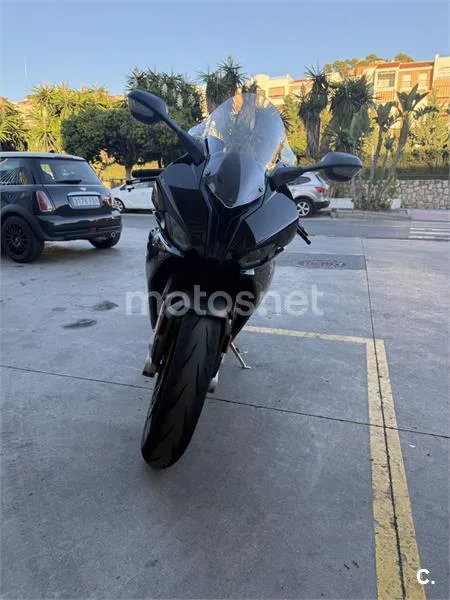 BMW S 1000 RR - Vista 4
