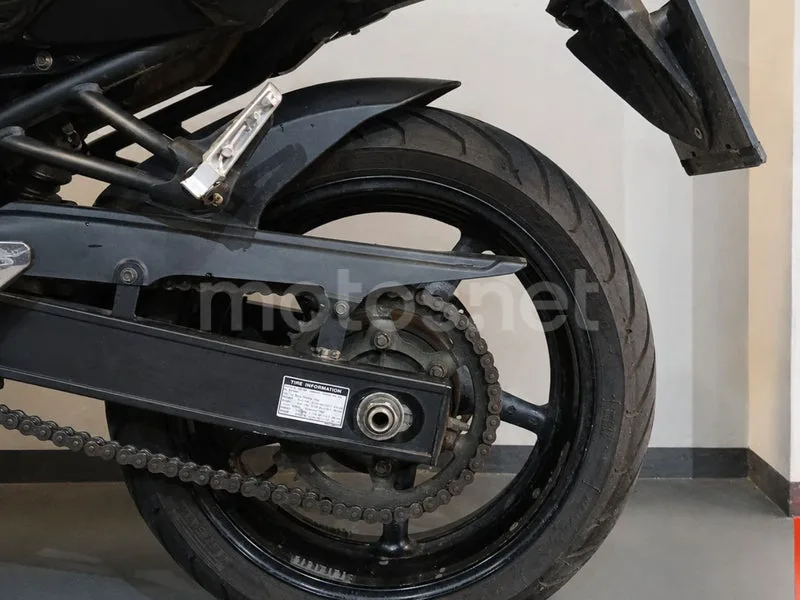 Yamaha FZ6 - Vista 9