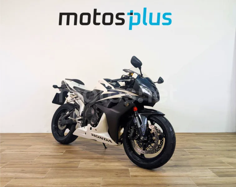 Honda CBR600RR 5890 € 2007 Barcelona - 1