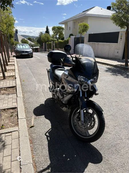 Honda XL1000V Varadero - Vista 8