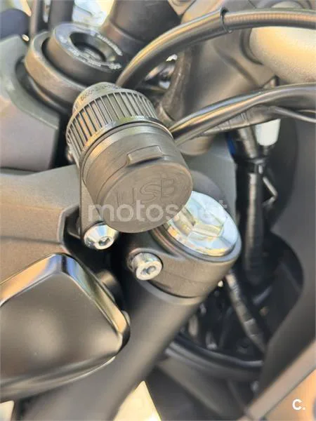Yamaha MT-07 - Vista 7