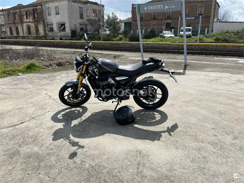 Triumph Speed 400 - Vista 4