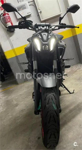 Yamaha MT-07 - Vista 1