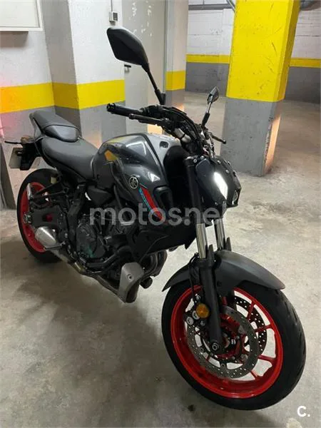 Yamaha MT-07 - Vista 2