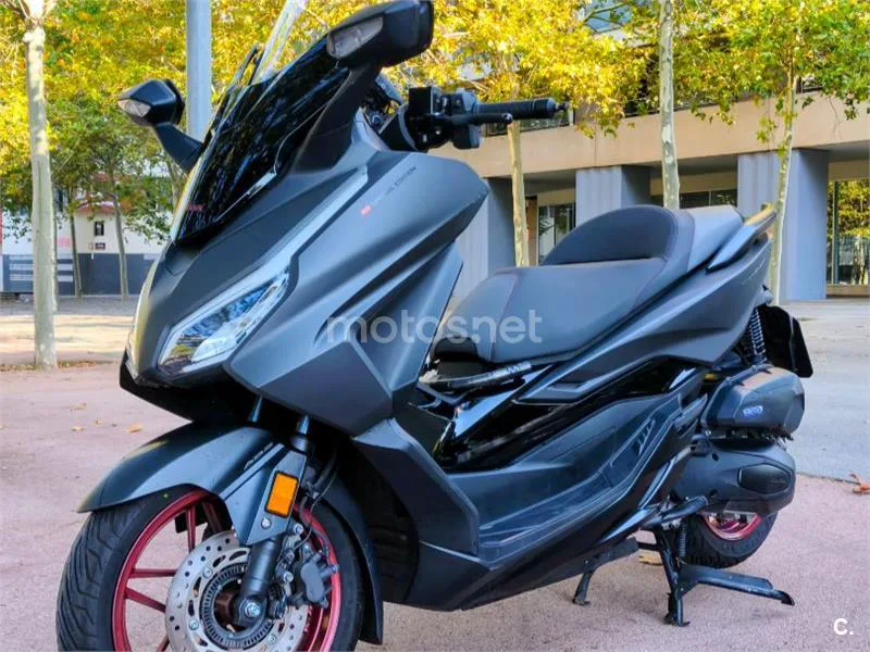 Honda Forza 125 - Vista 1