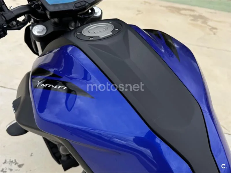 Yamaha MT-07 - Vista 9