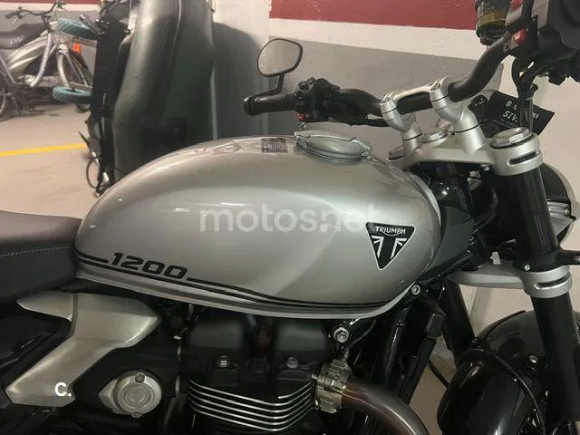 Triumph Speed Twin 1200 - Vista 6