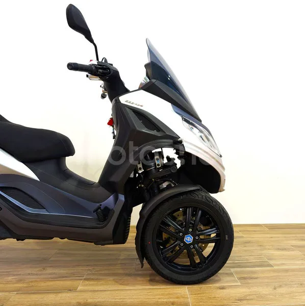 Piaggio MP3 - Vista 4