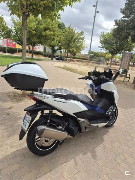 Honda Forza 125 - Vista 7