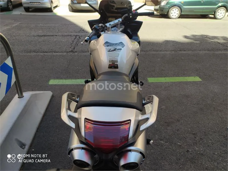 Yamaha FZ6 Fazer S2 - Vista 3