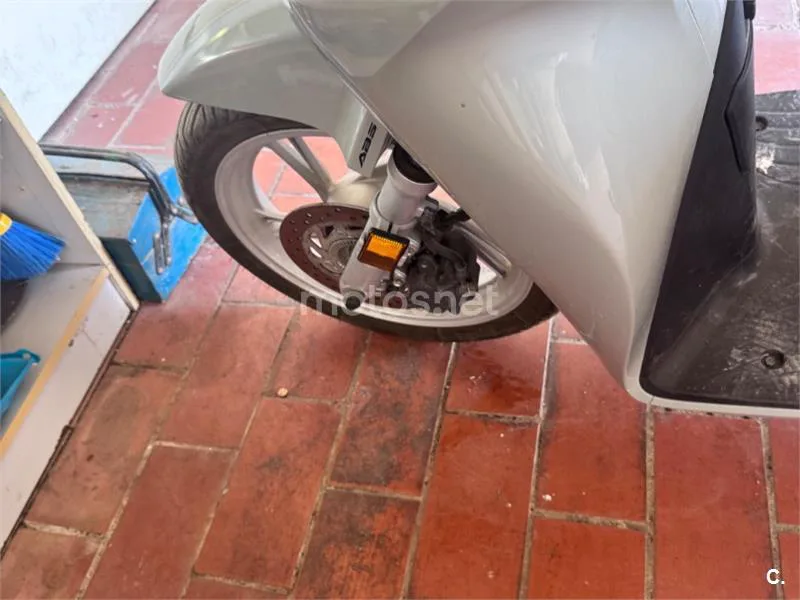 Honda SH125i - Vista 8