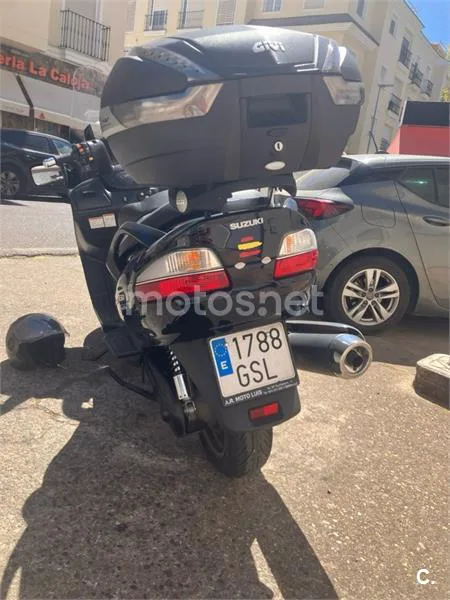 Suzuki Burgman 650 Executive - Vista 3