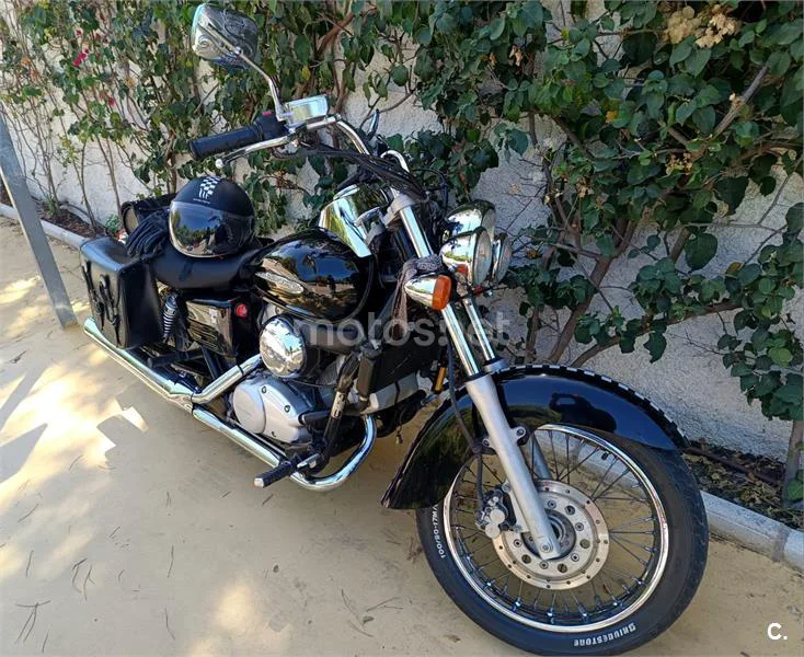 Honda Shadow 125 - Vista 5