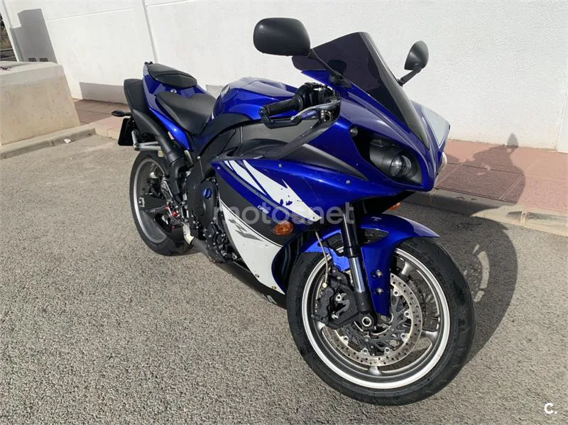 Yamaha YZF-R1 - Vista 3