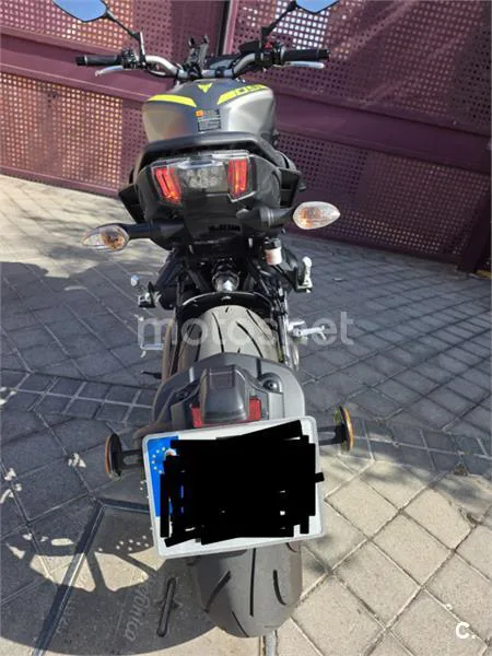 Yamaha MT-09 - Vista 4