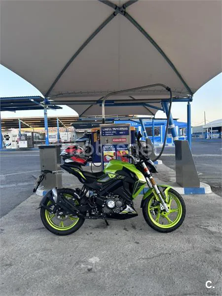 Keeway RKF 125 - Vista 3