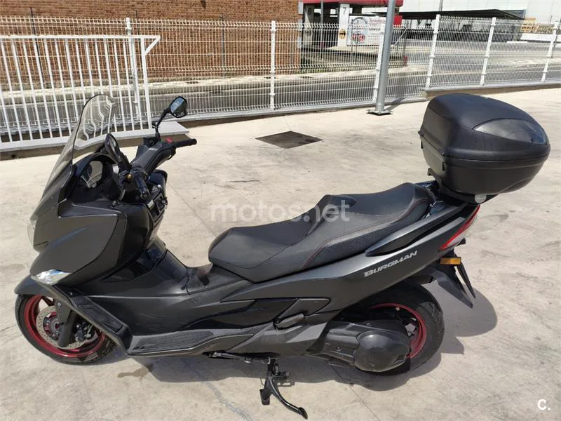 Suzuki Burgman 400 - Vista 11