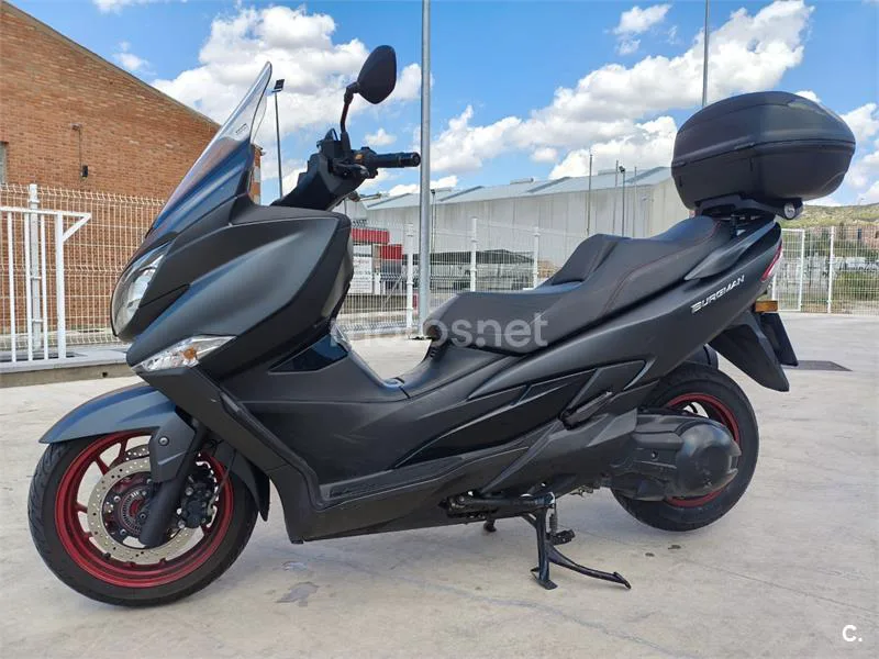 Suzuki Burgman 400 - Vista 3