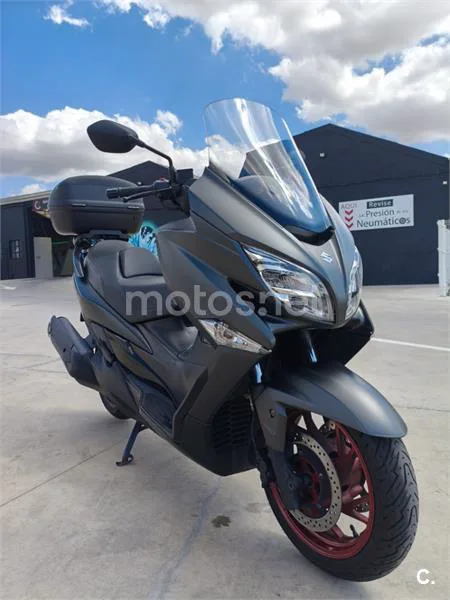 Suzuki Burgman 400 - Vista 5