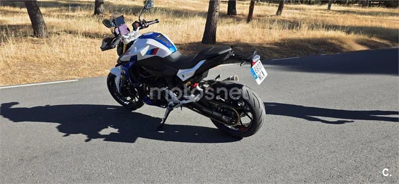 BMW F 900 R - Vista 4