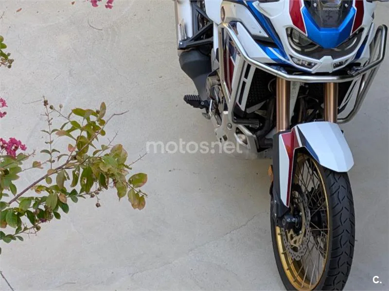 Honda CRF1100L Africa Twin - Vista 4