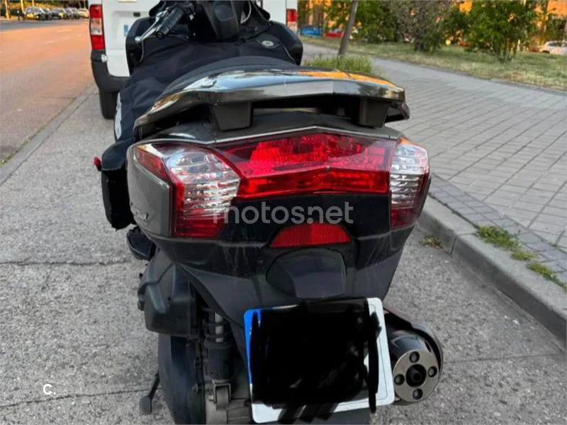 Kymco Super Dink 125 - Vista 4