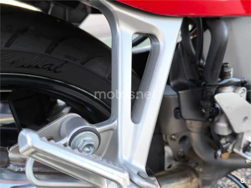 Honda VFR800F - Vista 14
