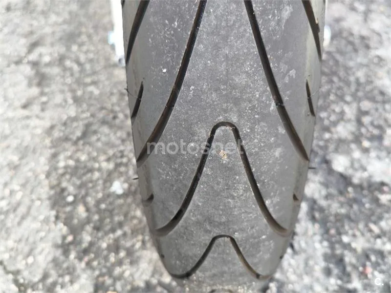 Honda VFR800F - Vista 18