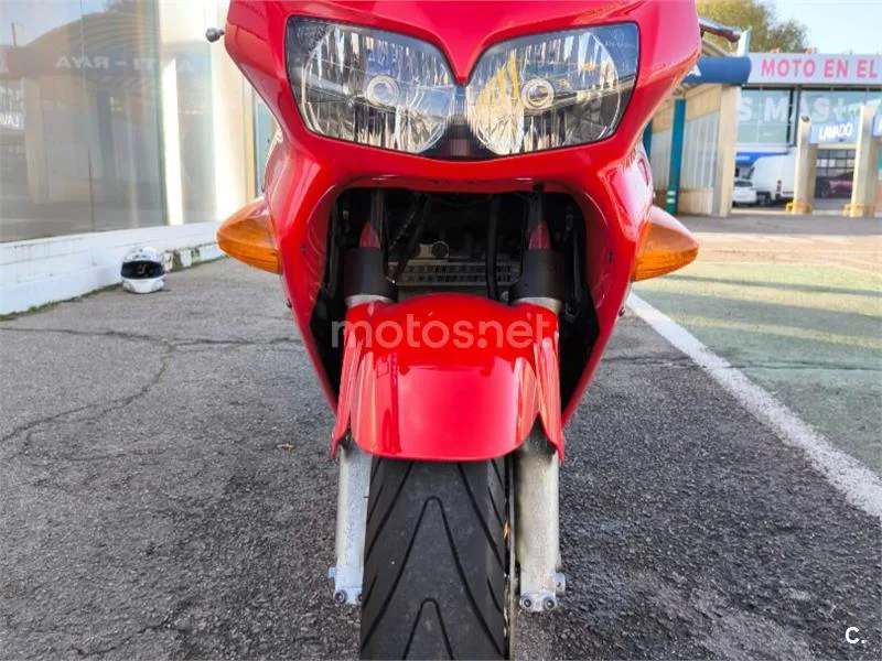 Honda VFR800F - Vista 19