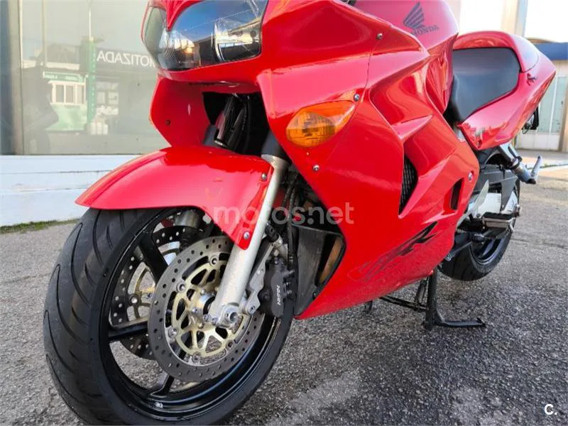 Honda VFR800F - Vista 4