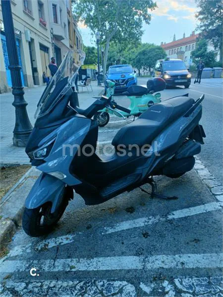 SYM Maxsym 400 - Vista 3