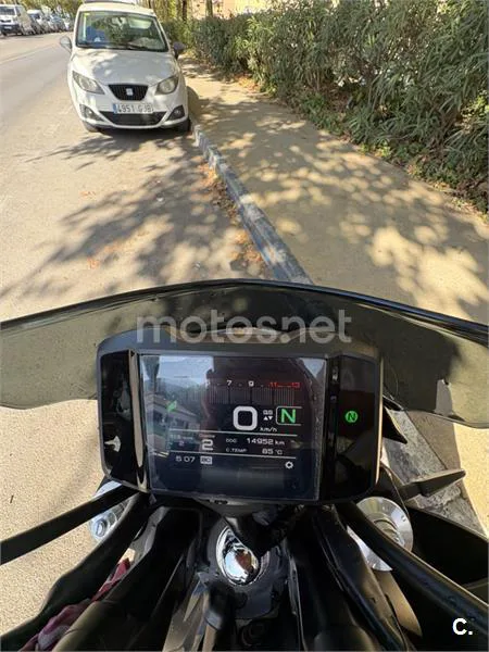 Yamaha MT-09 - Vista 5
