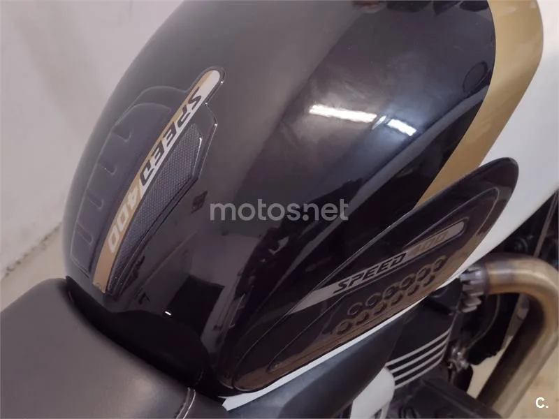Triumph Speed 400 - Vista 5