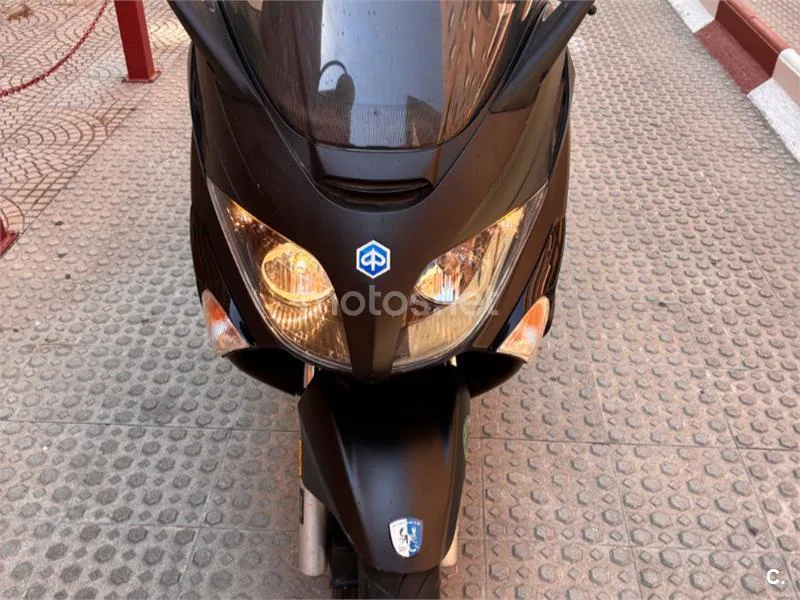 Piaggio XEvo 125 - Vista 4