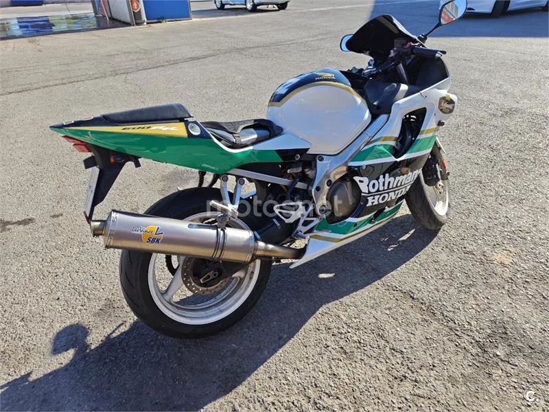 Honda CBR600F Sport - Vista 4