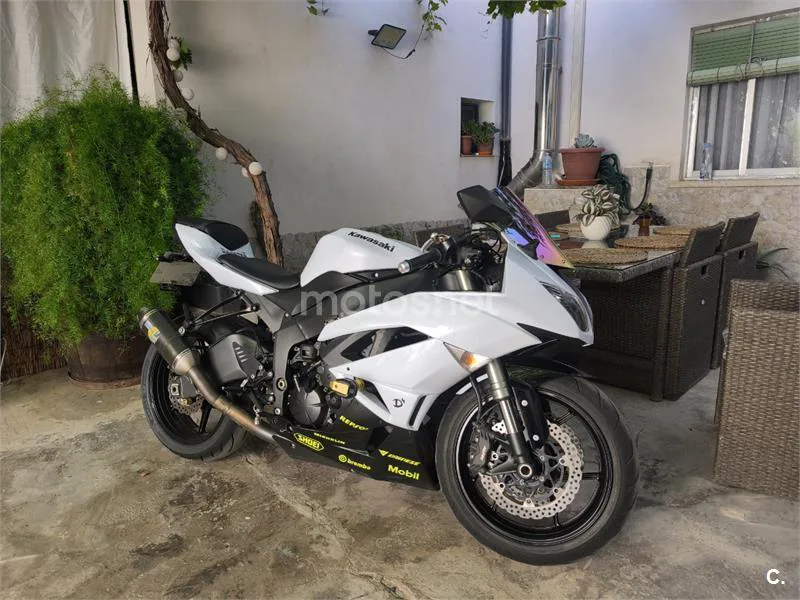 Kawasaki Ninja ZX-6R - Vista 5