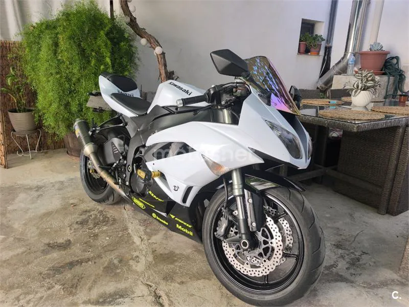 Kawasaki Ninja ZX-6R - Vista 7