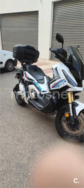 Honda X-ADV - Vista 7
