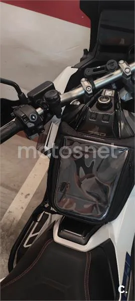 Honda X-ADV - Vista 8