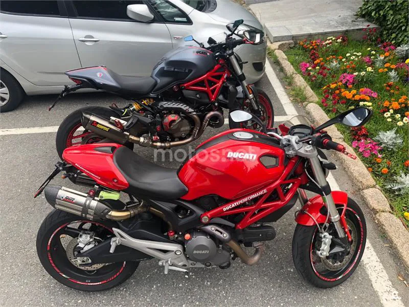 Ducati Monster 696 - Vista 8