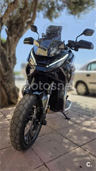 Honda X-ADV - Vista 5