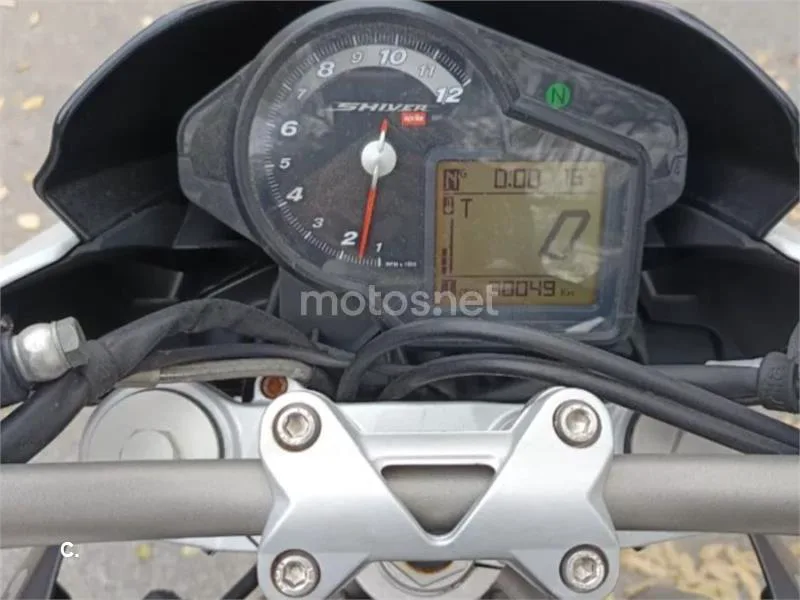Aprilia Shiver 750 - Vista 6
