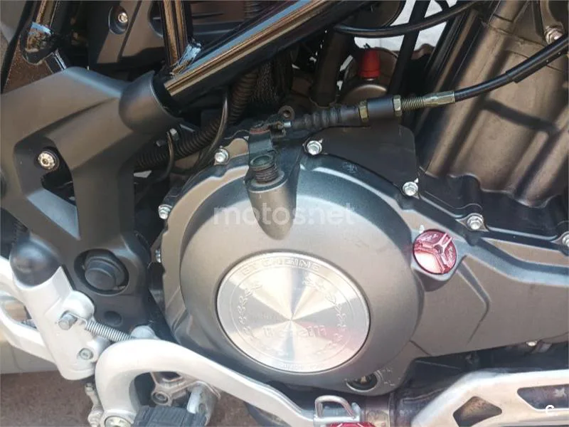 Benelli TRK 502 - Vista 7