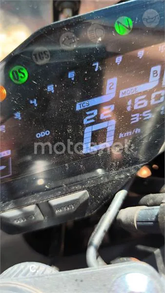 Yamaha MT-09 - Vista 10