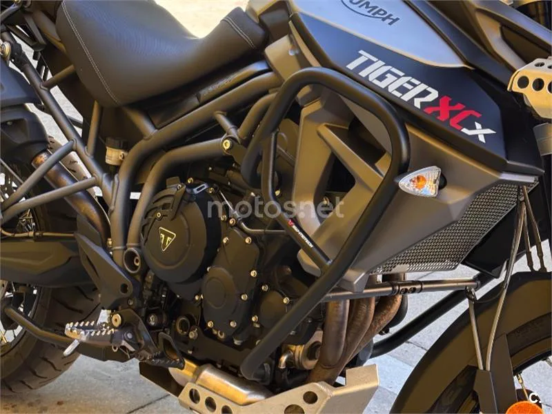 Triumph Tiger 800 XCX - Vista 7