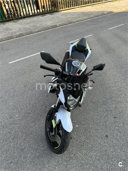 Kawasaki Z125 - Vista 5