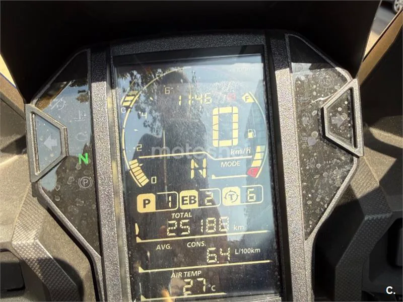 Honda CRF1000L Africa Twin - Vista 6